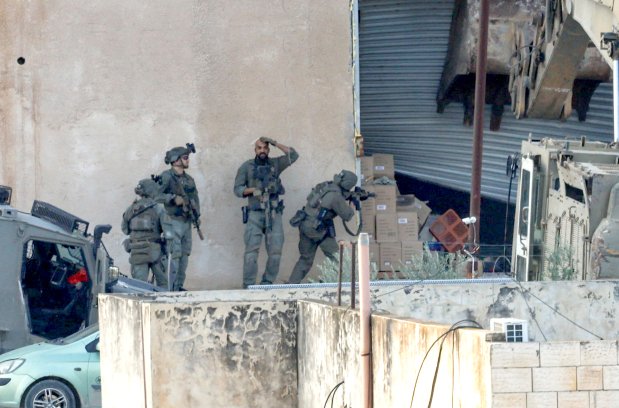 Two Palestinians killed during West Bank raid